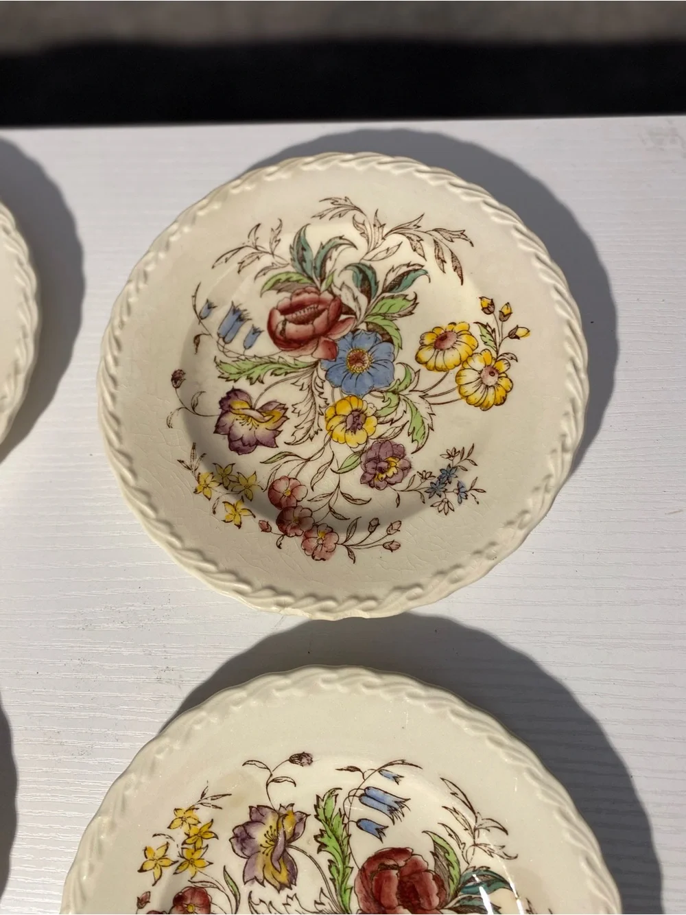 Vintage Vernon Kilns May Flower Bread Dessert Plates 6.5